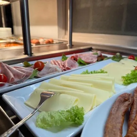 Kueffner Hof Hotel 3*